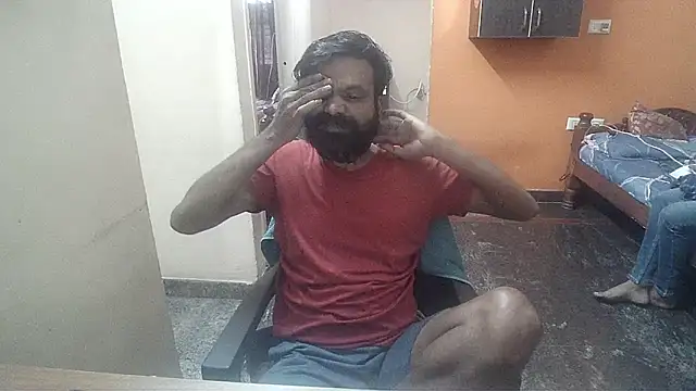 Snapshot of Indiaguy4u chatting on 01.21.25 Indiaguy4u online show from 01.21.25
