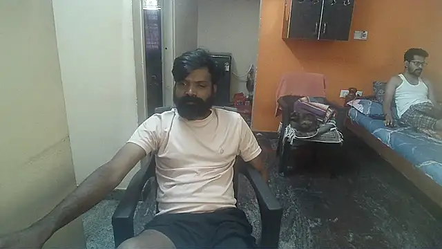 Snapshot of Indiaguy4u chatting on 01.31.25 Indiaguy4u online show from 01.31.25