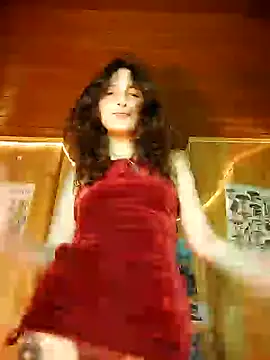 Snapshot of _Laary chatting on 12.23.24 Laary online show from 12.23.24