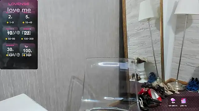 ElisaBaxter online show from 12.04.24