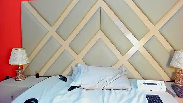 SSCARLETH  online show from 12.16.24