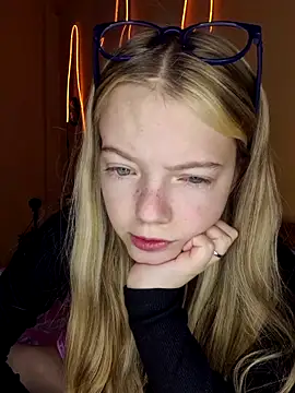 Snapshot of -veranito- chatting on 03.12.25 -veranito- online show from 03.12.25