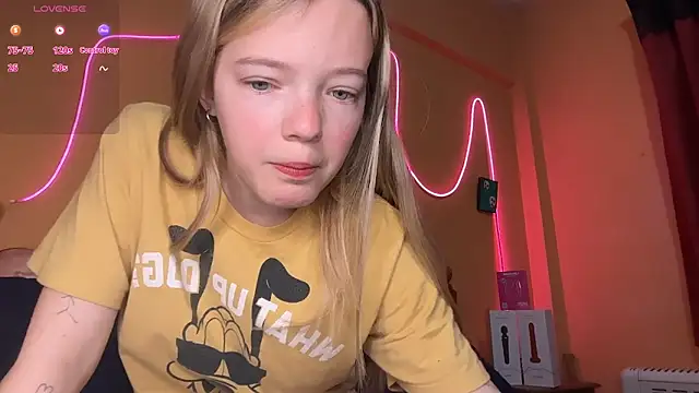 Snapshot of -veranito- chatting on 09.15.25 -veranito- online show from 09.15.25