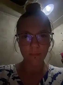 misskalicakes online show from 06.10.26