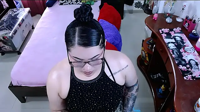 lufek23 online show from 01.31.25