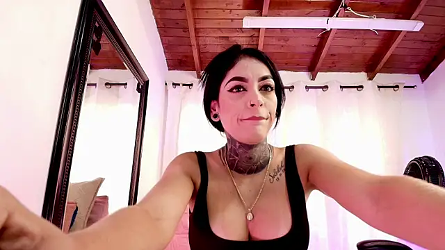 danna berlin  online show from 03.13.25