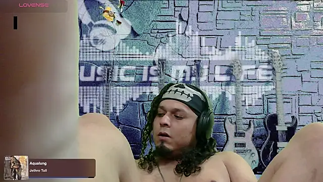 chino roz online show from 01.02.25