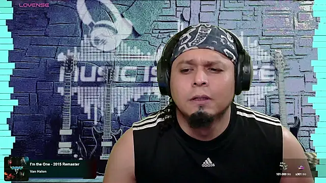 chino roz online show from 01.03.25