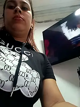 Latina sexy1 online show from 10.09.25