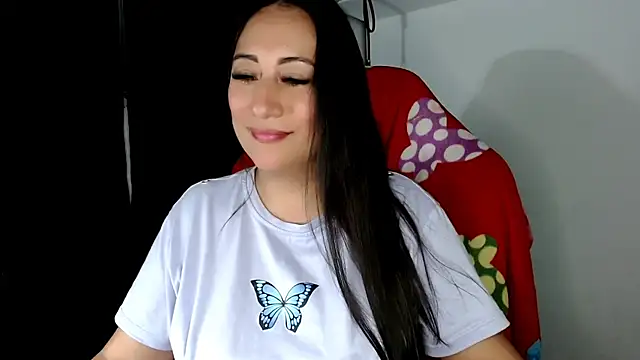 carolinalovee  online show from 01.16.25