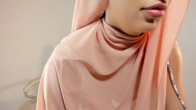 adila anich online show from 10.24.25