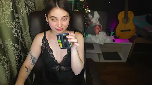 Snapshot of delicatedBailey chatting on 01.18.25 delicatedBailey online show from 01.18.25