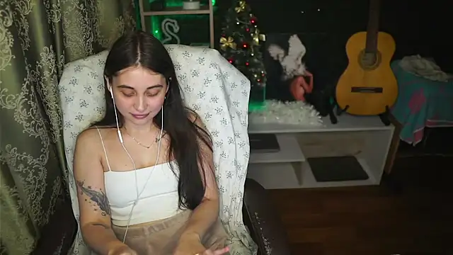 Snapshot of delicatedBailey chatting on 10.09.25 delicatedBailey online show from 10.09.25