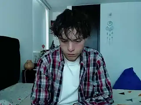 Snapshot of Santiago_kiler chatting on 12.20.24 Santiago kiler online show from 12.20.24