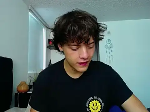 Snapshot of Santiago_kiler chatting on 12.21.24 Santiago kiler online show from 12.21.24