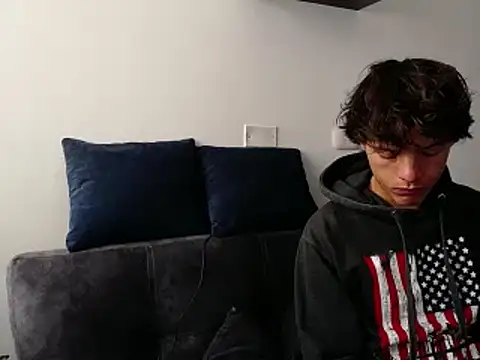 Snapshot of Santiago_kiler chatting on 12.29.24 Santiago kiler online show from 12.29.24