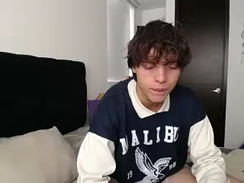 Snapshot of Santiago_kiler chatting on 02.03.25 Santiago kiler online show from 02.03.25