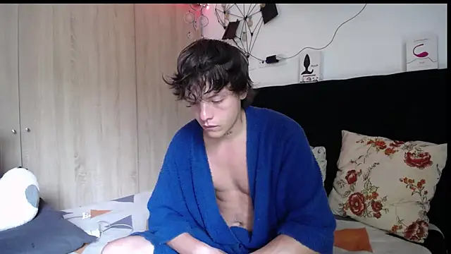 Santiago kiler online show from 02.24.26