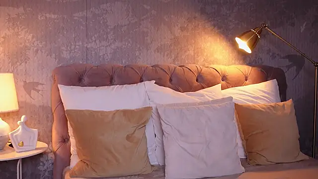 AngelaFay online show from 03.10.25