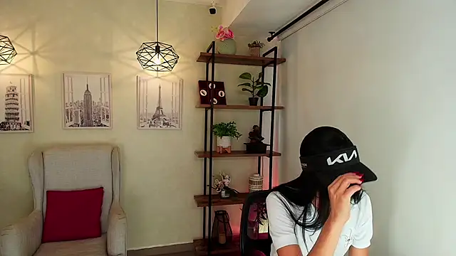 Sassy--Girl online show from 02.11.26