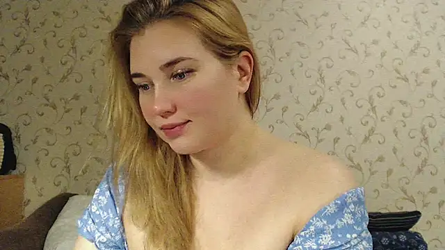 mmmPinUpGirl online show from 12.14.24