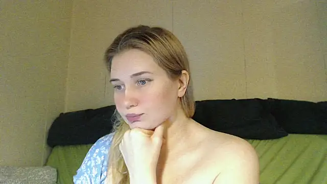 mmmPinUpGirl online show from 02.01.26