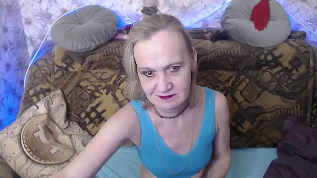 MissBekker online show from 02.25.25