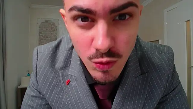 Snapshot of WilsonJules chatting on 01.25.25 WilsonJules online show from 01.25.25