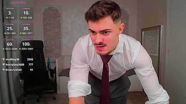 Snapshot of WilsonJules chatting on 01.26.25 WilsonJules online show from 01.26.25