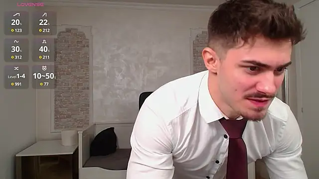 Snapshot of WilsonJules chatting on 01.31.25 WilsonJules online show from 01.31.25