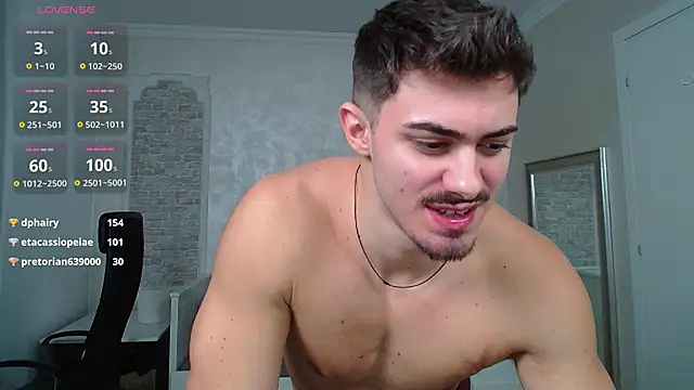 Snapshot of WilsonJules chatting on 02.01.25 WilsonJules online show from 02.01.25