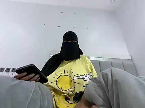 Submissive Arab online show from 01.11.25