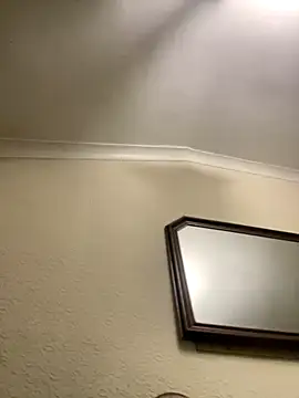 Snapshot of jayjencam chatting on 10.11.25 jayjencam online show from 10.11.25