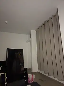  Niah  online show from 04.18.26