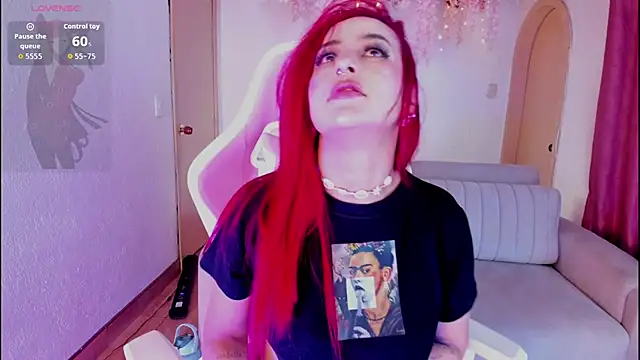 Mia-Bloom online show from 10.09.25