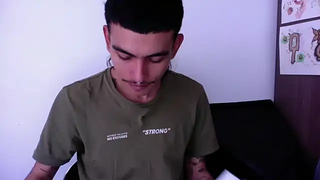 sorry-mom69 online show from 10.01.25