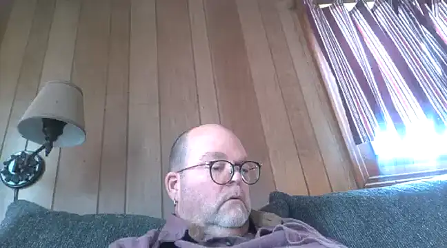 Snapshot of mrwizard4570 chatting on 12.12.24 mrwizard4570 online show from 12.12.24