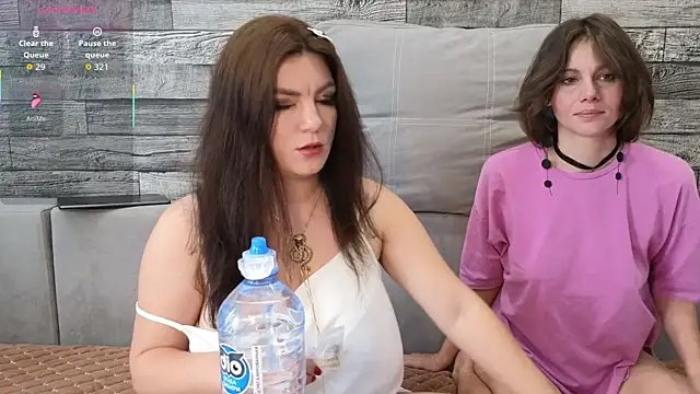Snapshot of Vika_loves_you chatting on 07.22.26 Vika loves you online show from 07.22.26