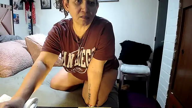 Snapshot of maturehoxx chatting on 09.08.25 maturehoxx online show from 09.08.25