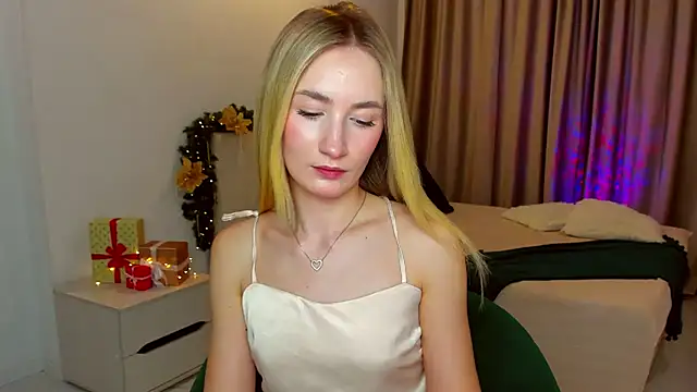 Snapshot of bella__rose chatting on 12.26.24 bella  rose online show from 12.26.24