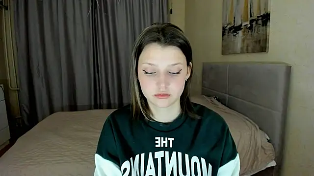 SoniNesti online show from 10.13.25