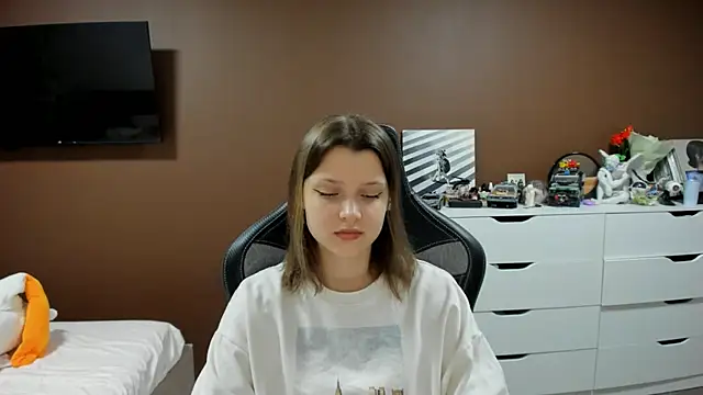 SoniNesti online show from 03.25.26