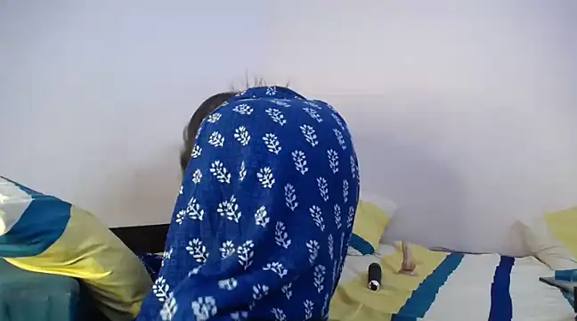 cutee  crazy online show from 12.04.24