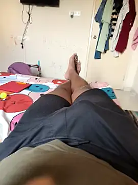 Snapshot of mkmony chatting on 03.19.25 mkmony online show from 03.19.25