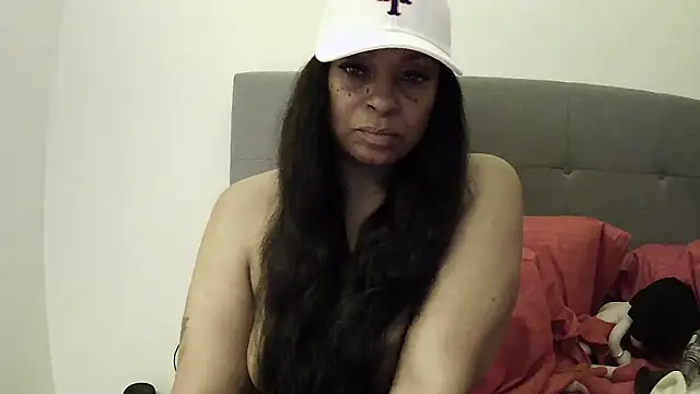 MSweetLindaParks online show from 06.14.26