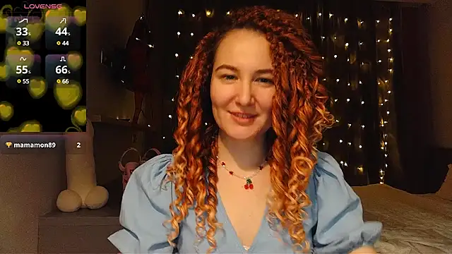 Snapshot of AgnesGraham chatting on 12.15.24 AgnesGraham online show from 12.15.24