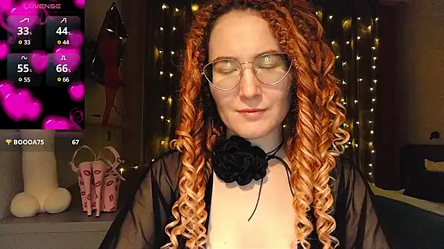 Snapshot of AgnesGraham chatting on 12.22.24 AgnesGraham online show from 12.22.24