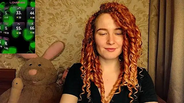 Snapshot of AgnesGraham chatting on 12.28.24 AgnesGraham online show from 12.28.24