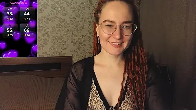Snapshot of AgnesGraham chatting on 02.22.25 AgnesGraham online show from 02.22.25