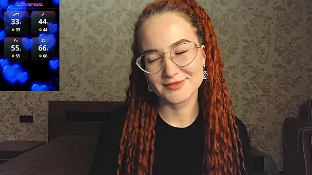 Snapshot of AgnesGraham chatting on 02.27.25 AgnesGraham online show from 02.27.25